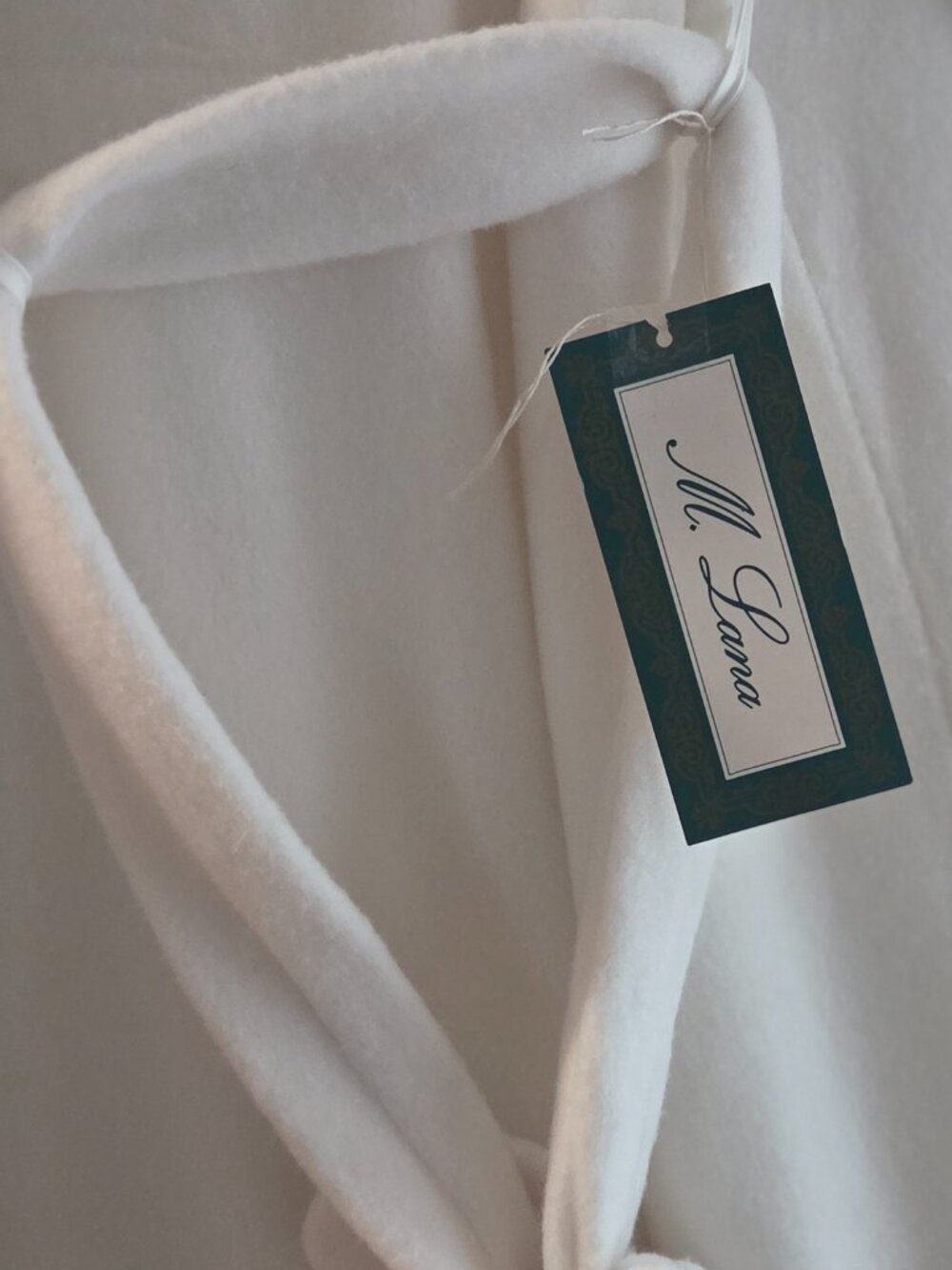 NWT Vintage Vilfram Creations for M. Lana White Fleece Robe - Picture 5 of 8